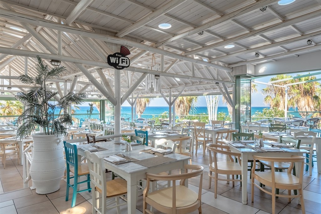 Star Beach Village18