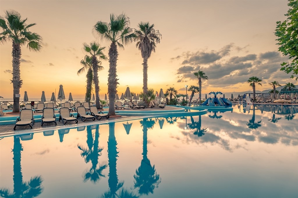 Star Beach Village21
