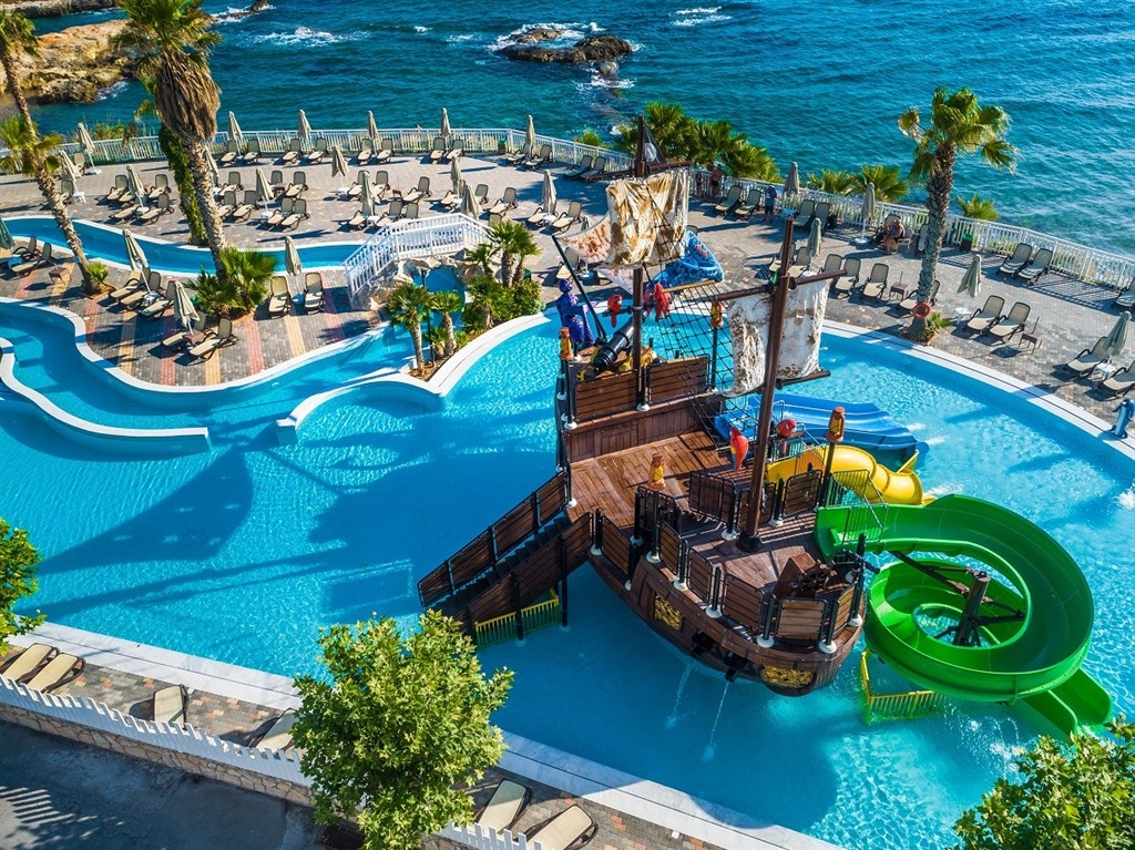 Star Beach Village22