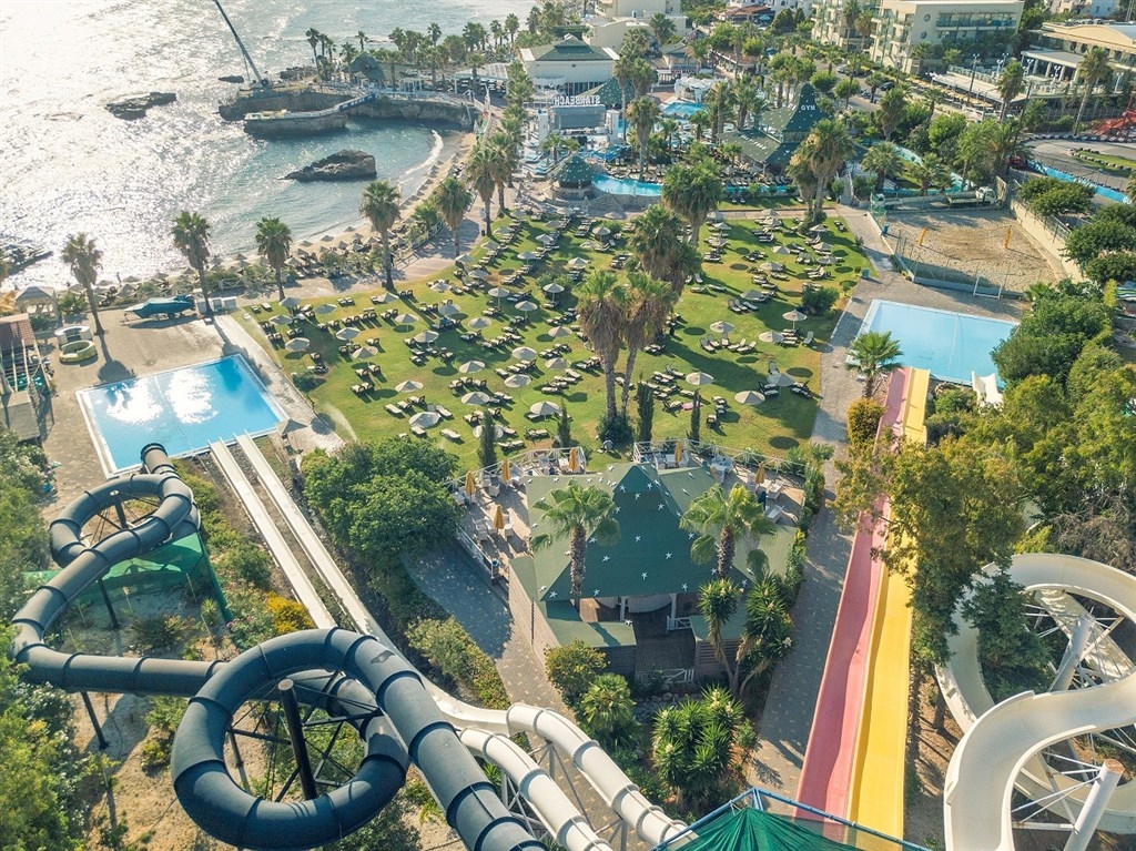 Star Beach Village24