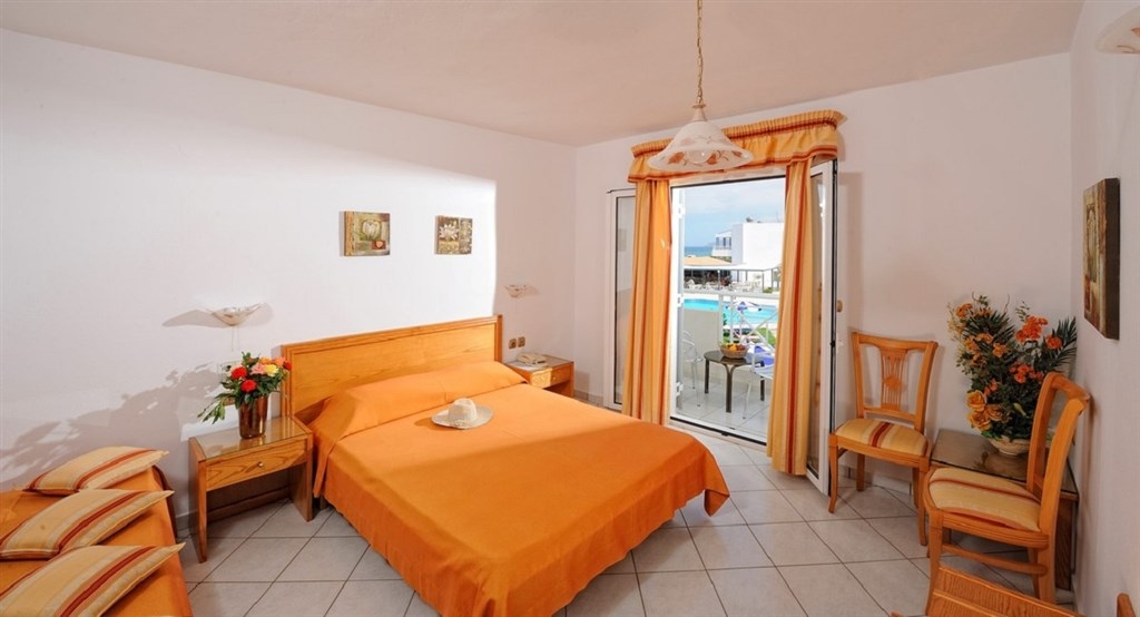 Ariadne Beach4