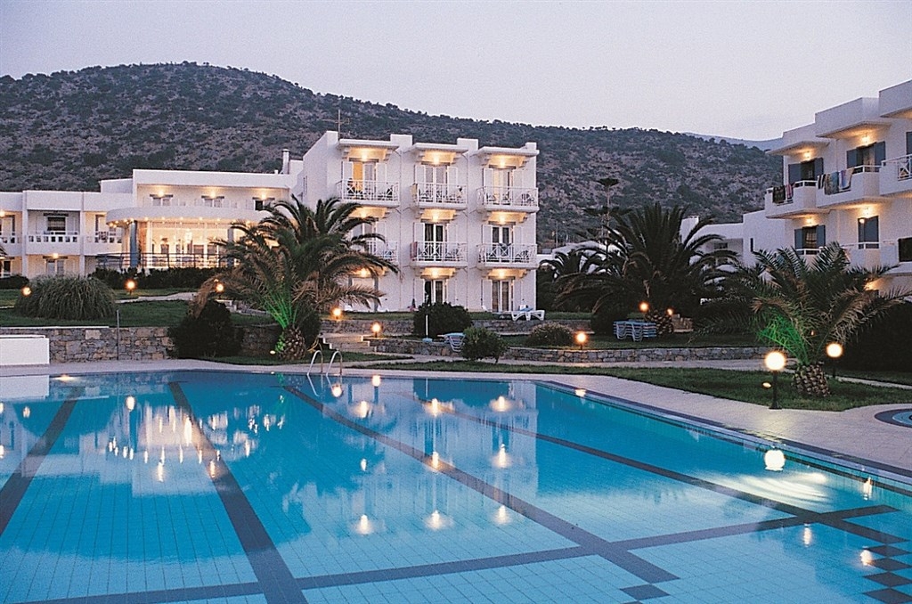 Ariadne Beach8