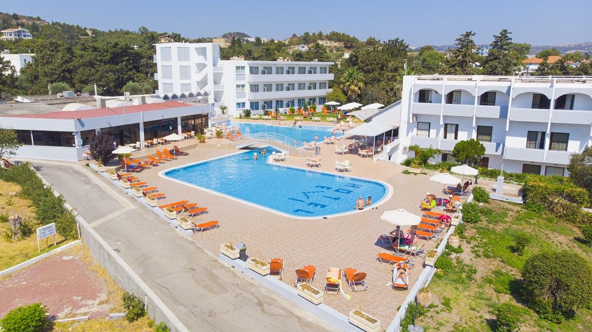 Evi Hotel1