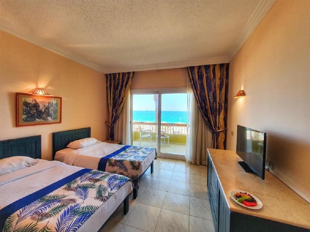 Palm Beach Resort5