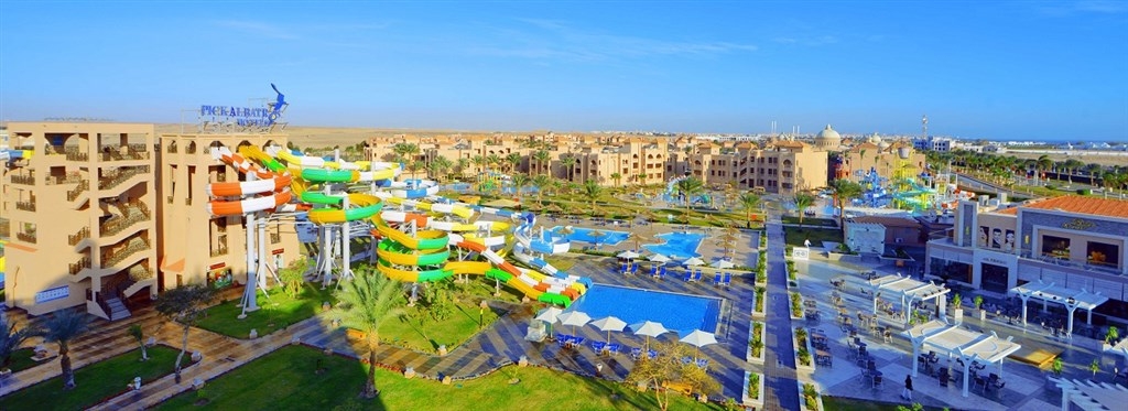 Pickalbatros Aqua Park Resort2