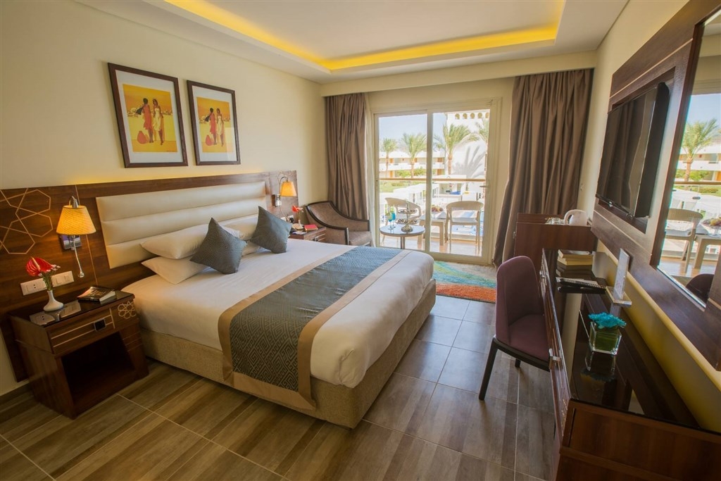 Pickalbatros Dana Beach Resort5