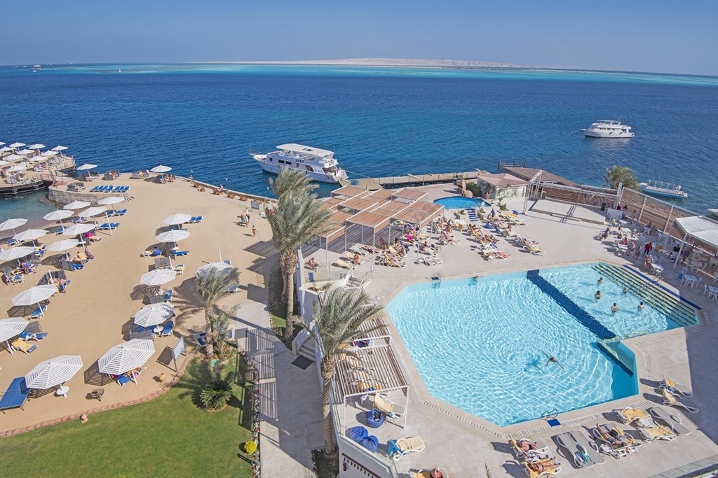 Sunrise Holidays Resort1