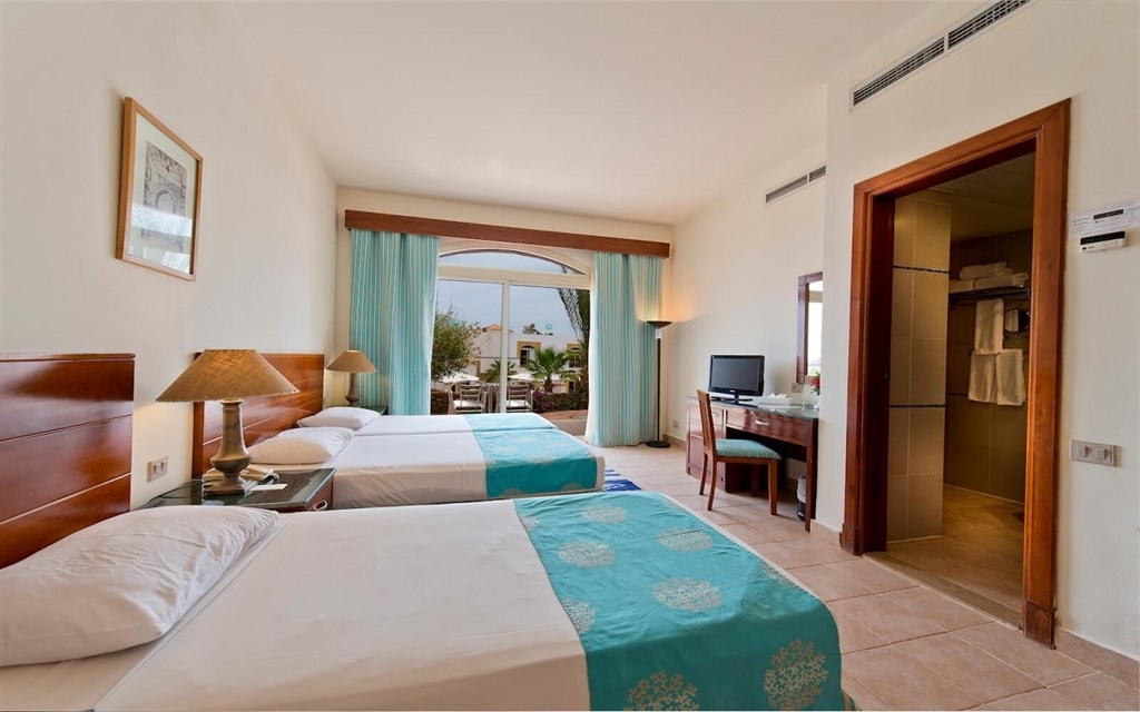 Amphoras Blu (ex.Shores Aloha)7