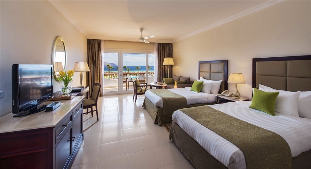 Baron Resort3