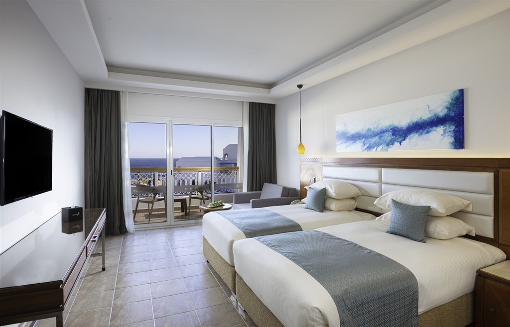 Pickalbatros Palace Resort11