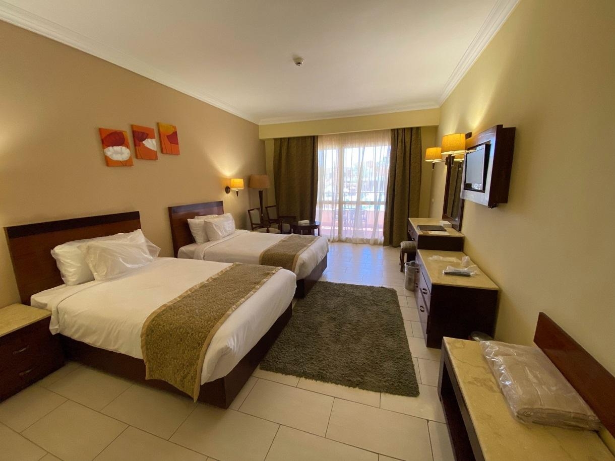 Regency Plaza Aqua Park and Spa7