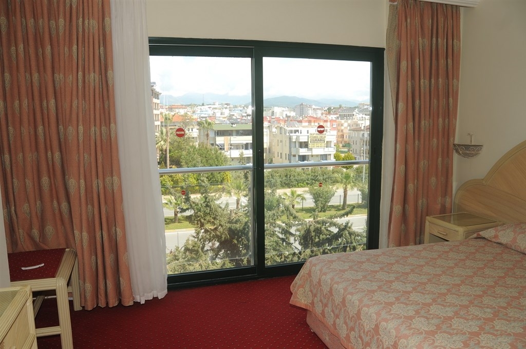 Aska Just In Beach Hotel6