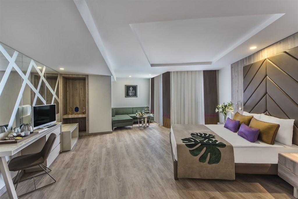 Delphin Be Grand Resort Hotel8