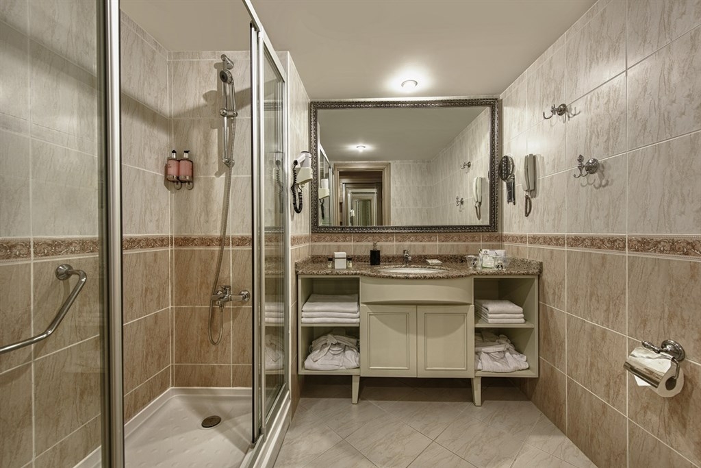 Delphin Deluxe Hotel6