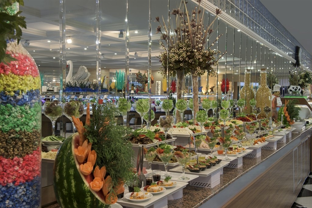 Delphin Deluxe Hotel9