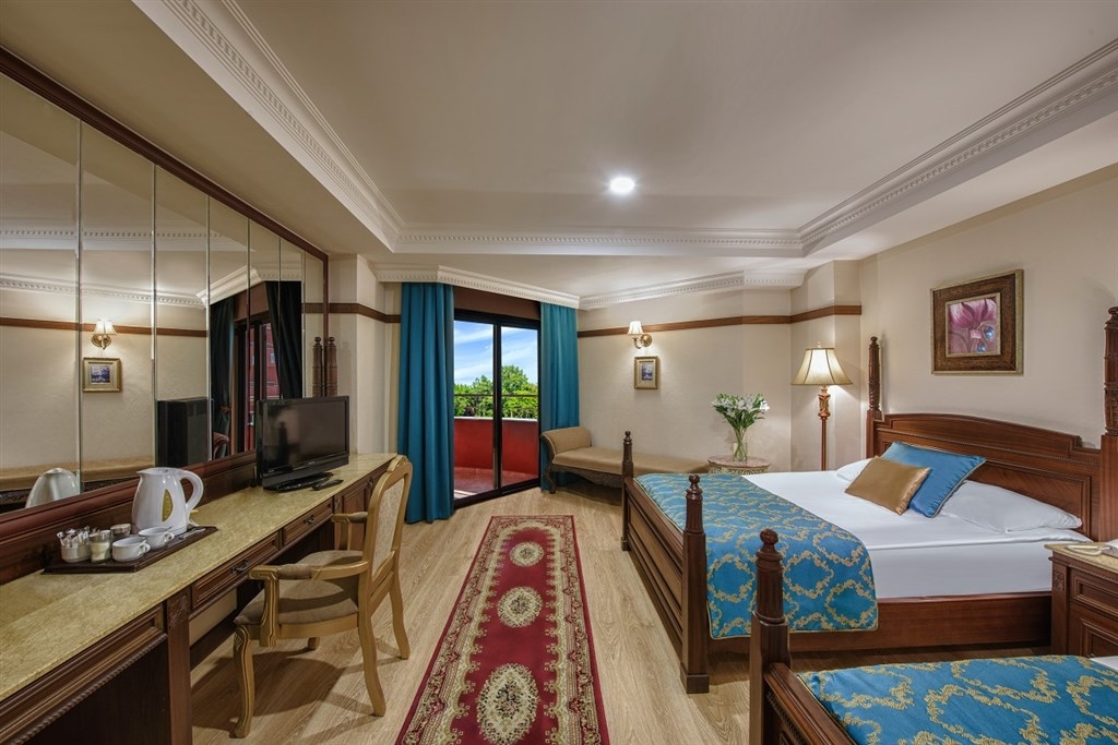 Delphin Palace Hotel3