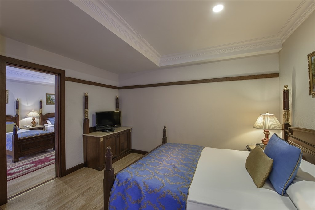 Delphin Palace Hotel7