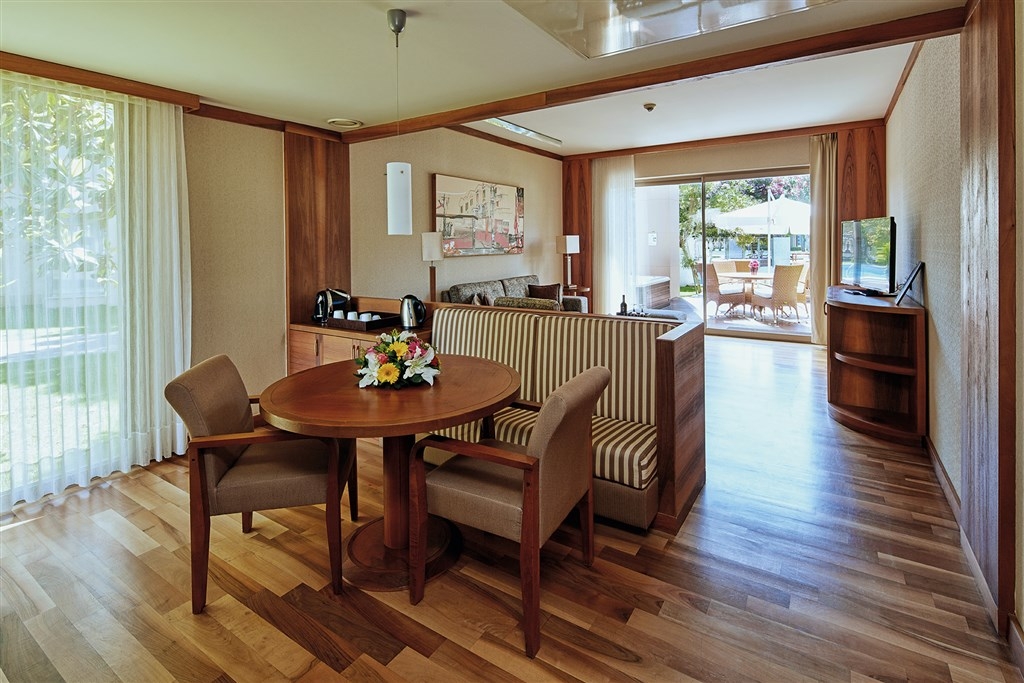 Gloria Serenity Resort Hotel10