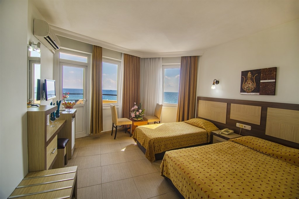 Kleopatra Beach Hotel4