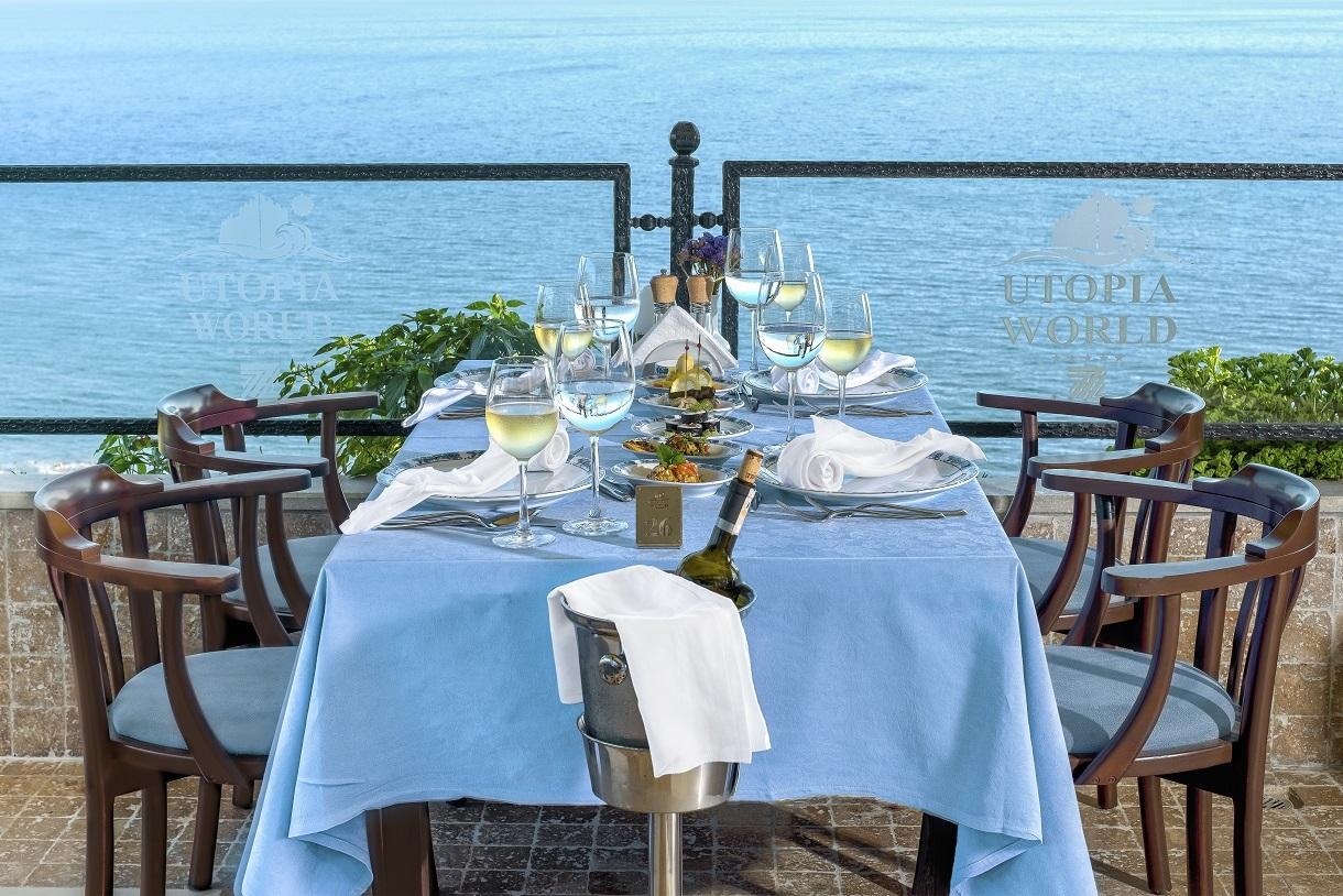 Utopia World Hotel8