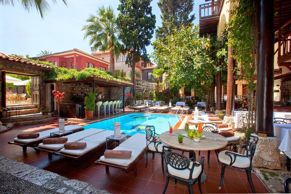 Alp Pasa Hotel8