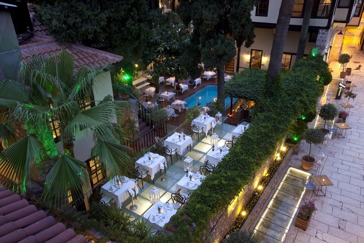 Alp Pasa Hotel13