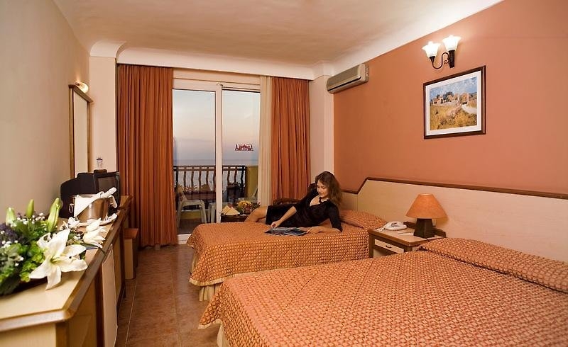 Arabella World Hotel8