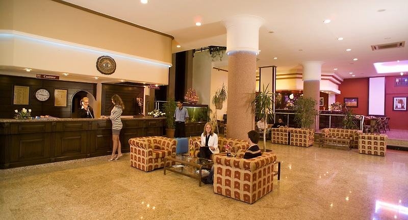 Arabella World Hotel5