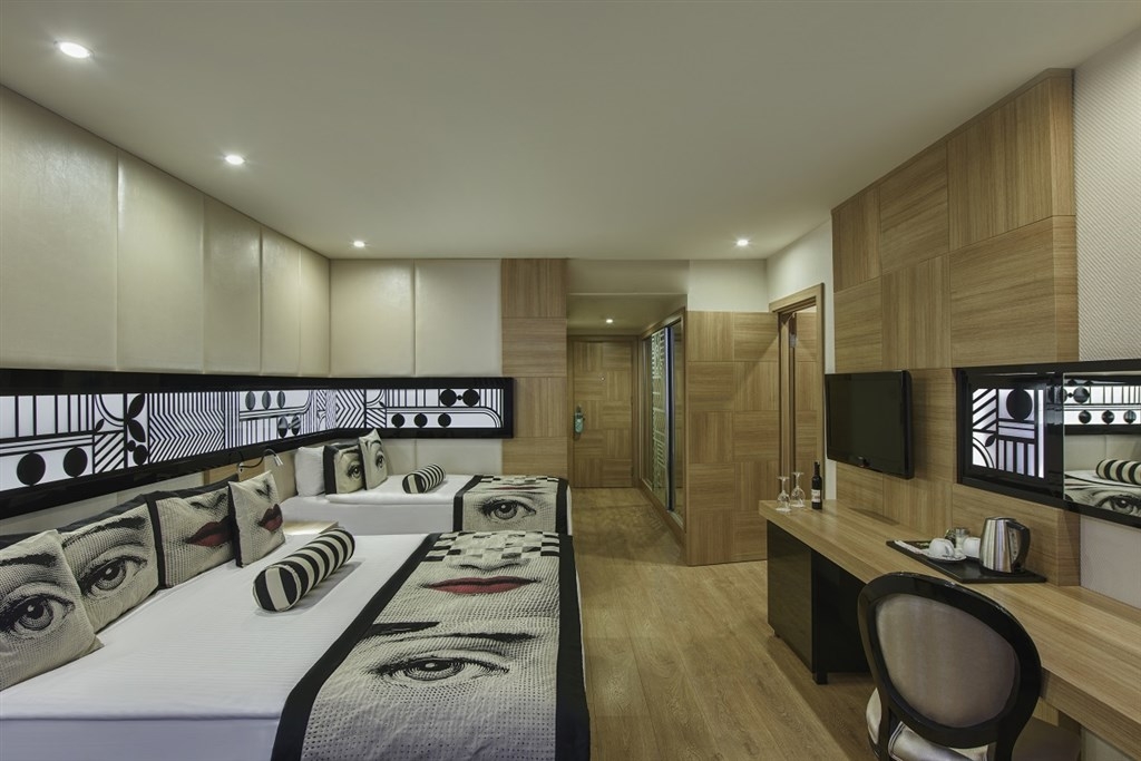 Delphin Imperial Hotel7
