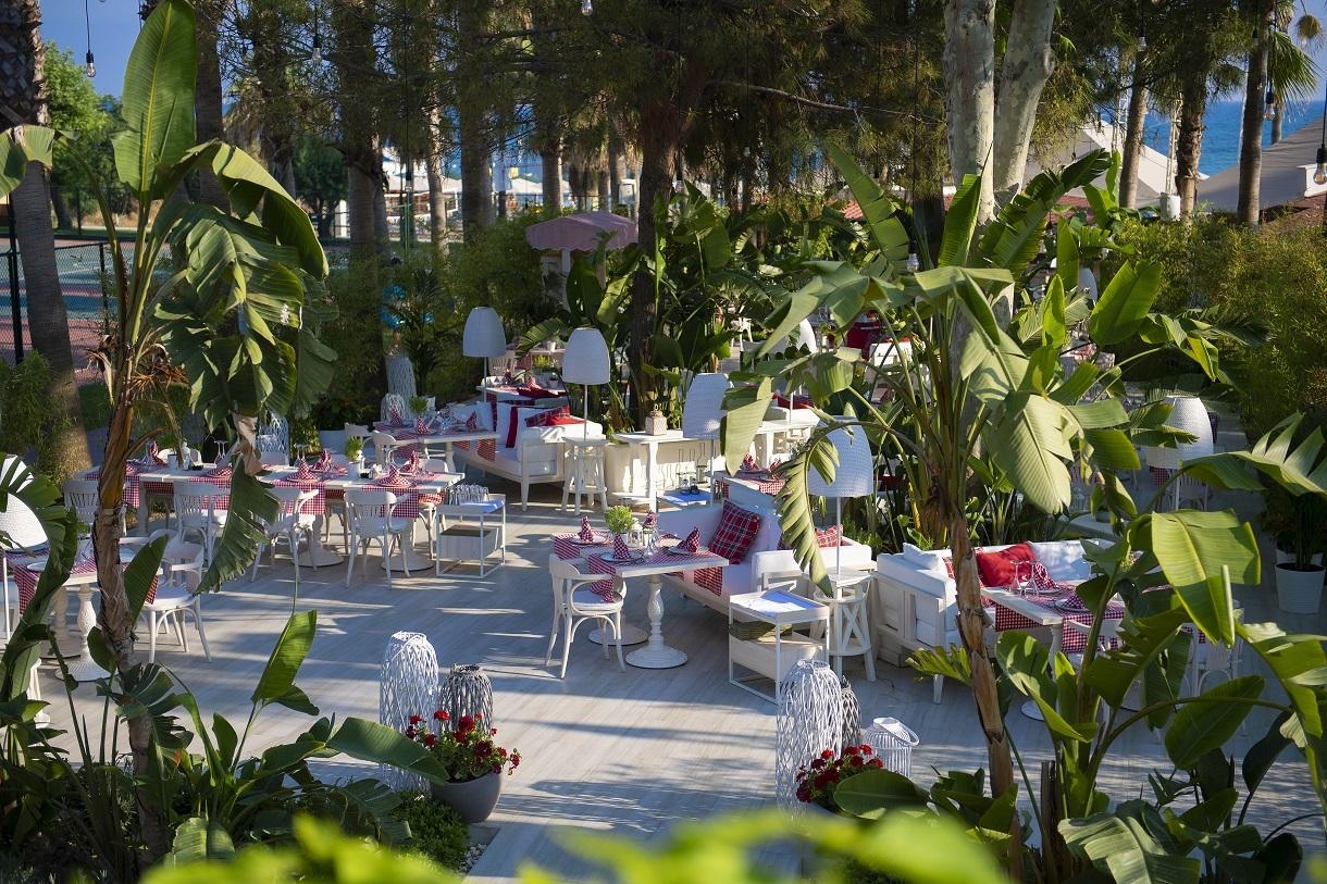 Miramare Beach Hotel19