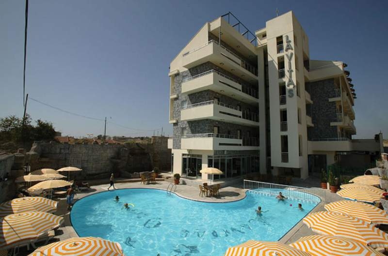 Lavitas Hotel0