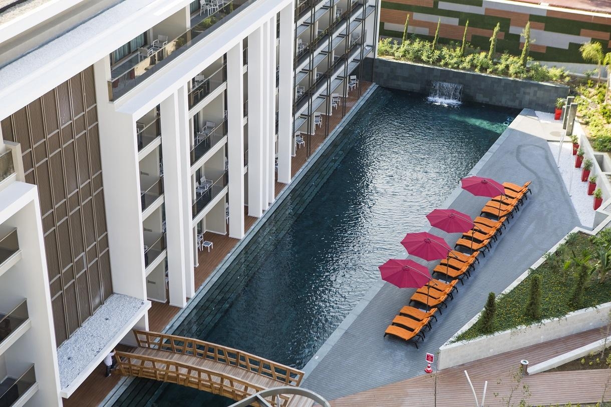 The Sense De Luxe Hotel1