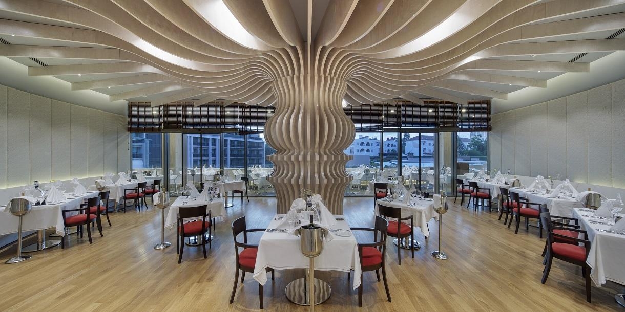 The Sense De Luxe Hotel8