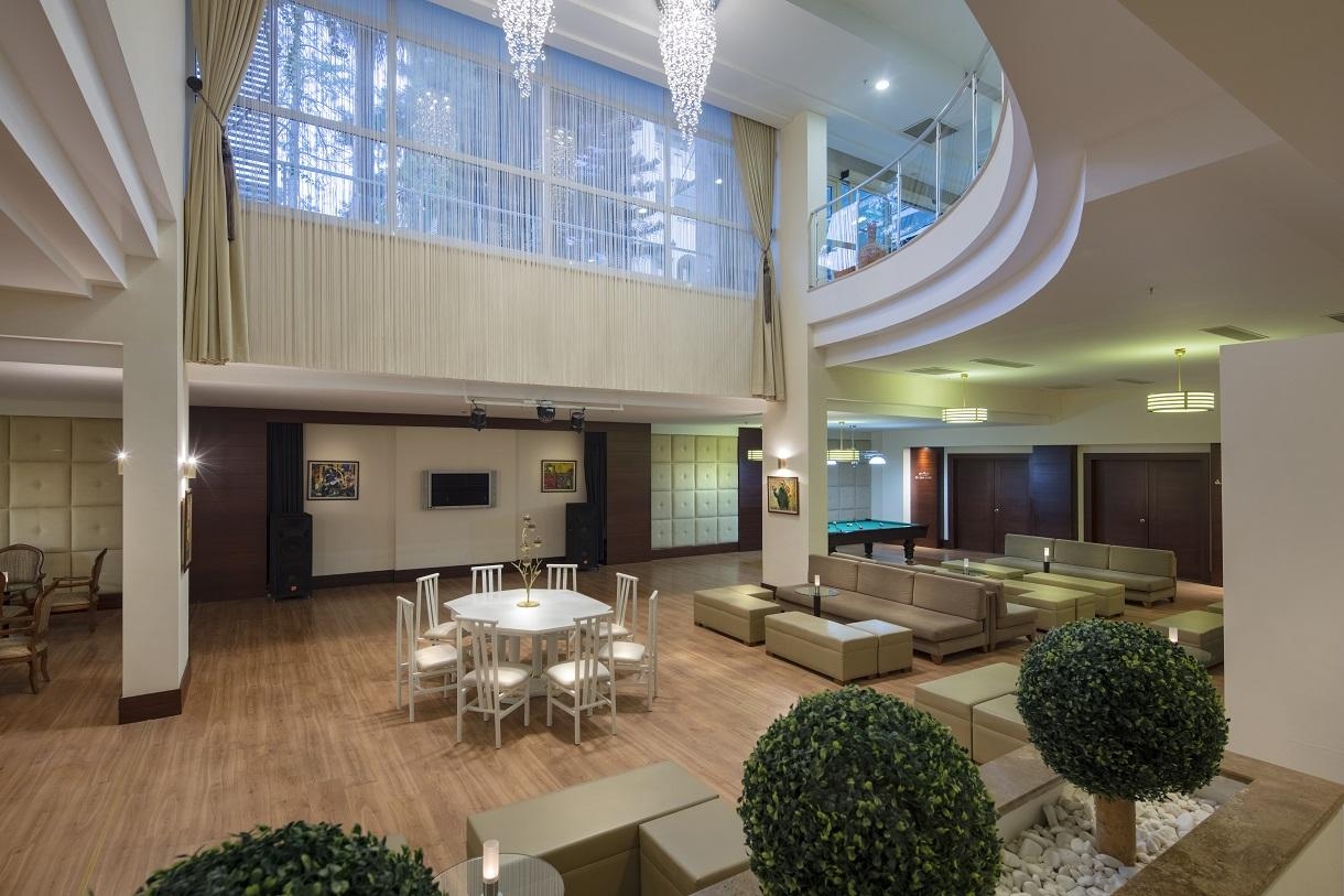 Trendy Side Beach Hotel4