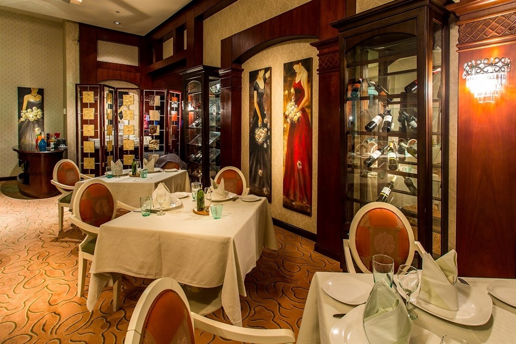 Kairó + Premier Le Reve18