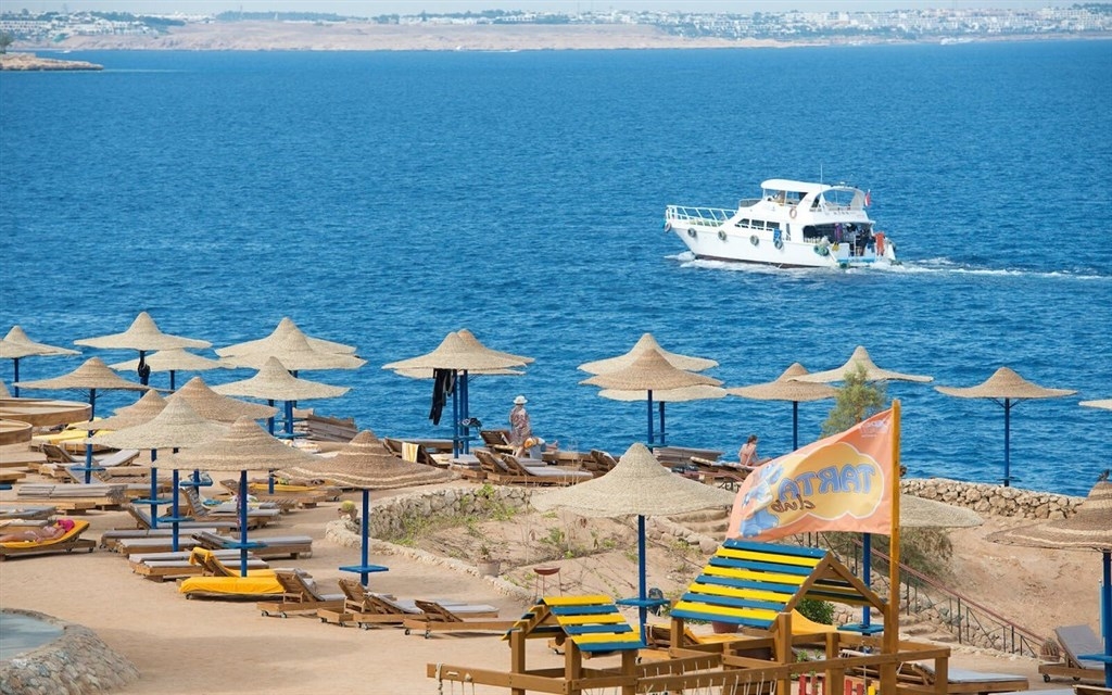 Kairó + Amphoras Blu (ex.Shores Aloha)18