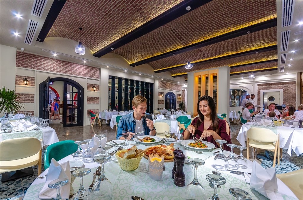 Kairó+Luxor + Titanic Royal14