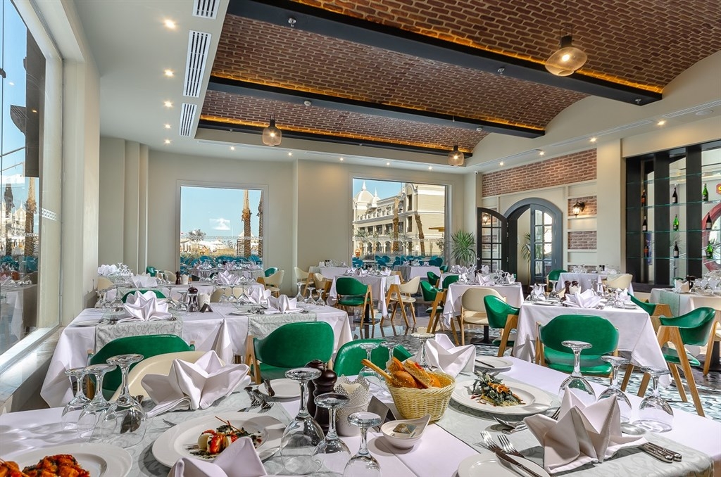 Kairó+Luxor + Titanic Royal16