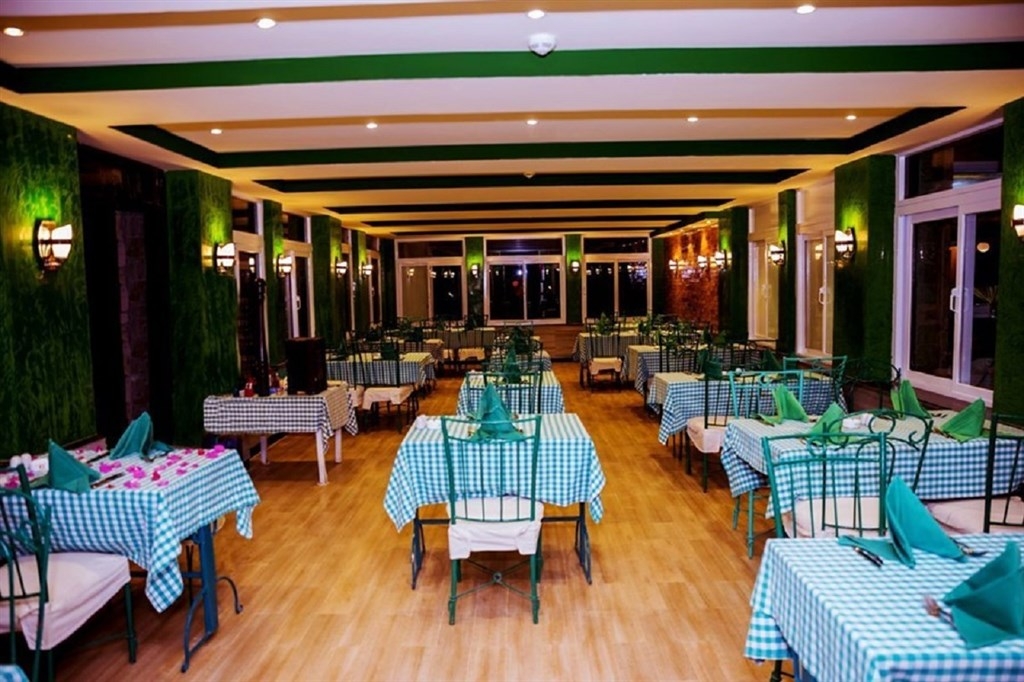 Kairó + Golden Beach Resort (ex.Movie Gate)6