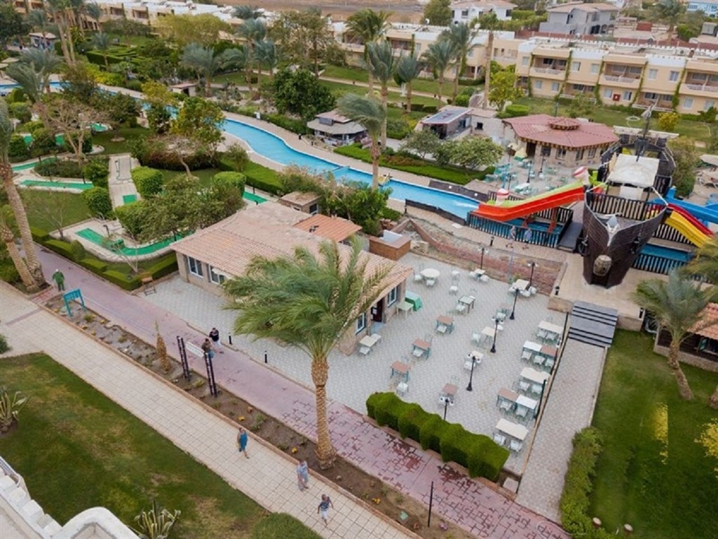 Kairó + Golden Beach Resort (ex.Movie Gate)10