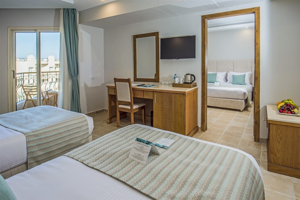 Kairó + Sunrise Aqua Joy Resort10