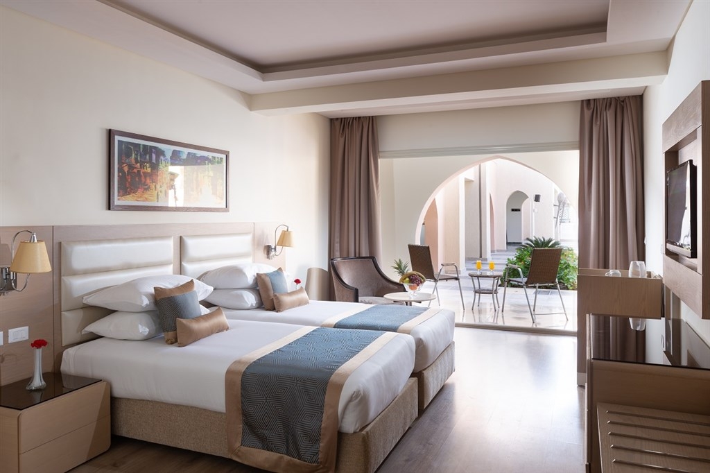 Kairó + Luxor + Pickalbatros Alf Leila Wa Leila by Neverland7