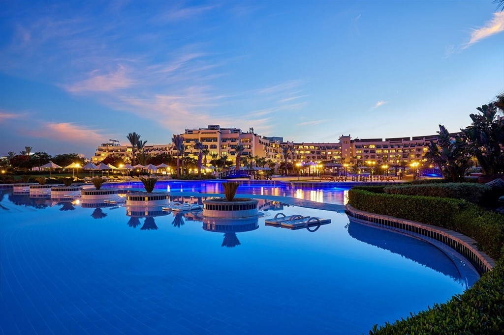 Kairó + Luxor + Steigenberger Al Dau Beach3