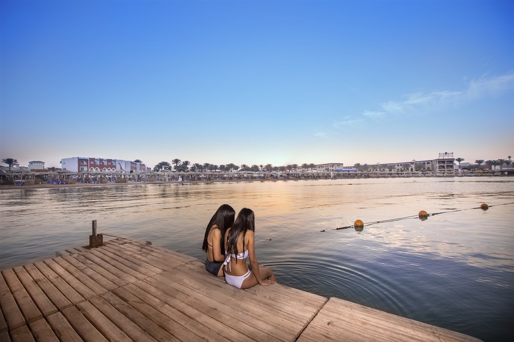 Kairó + Luxor + Sunrise Garden Beach26