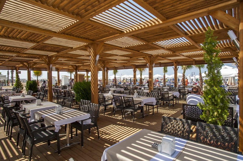 Glamour Resort & Spa46
