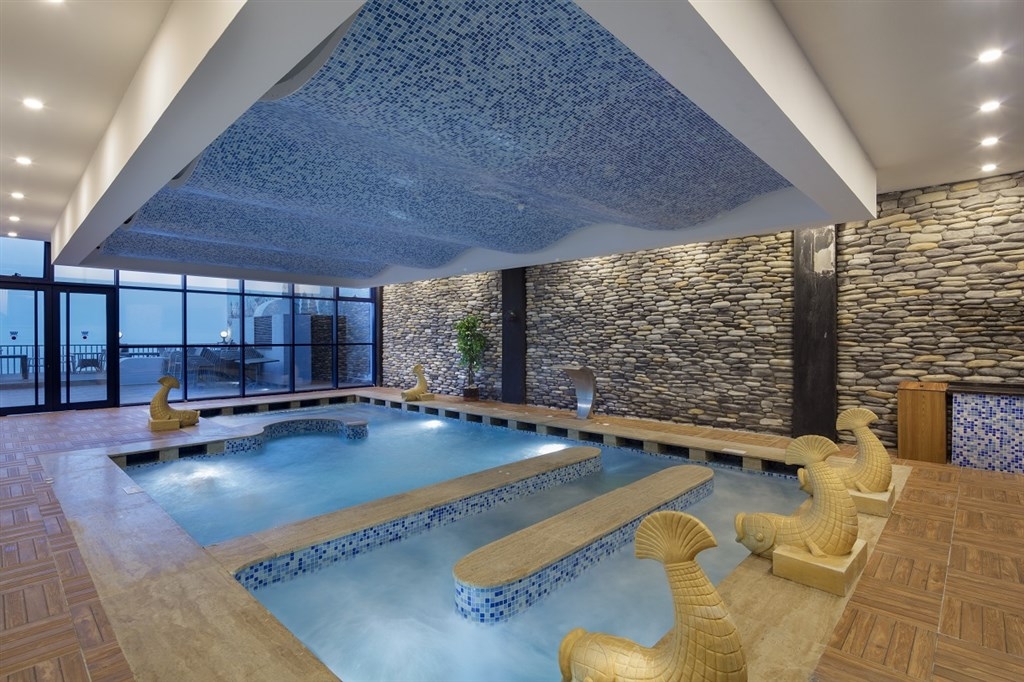Granada Luxury Resort22