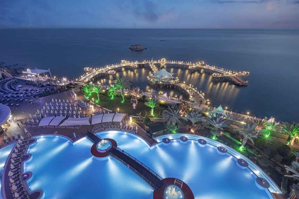 Granada Luxury Resort32