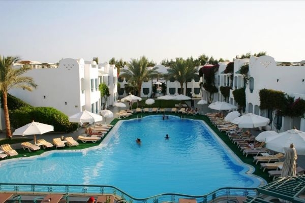 hotel Falcon Hills