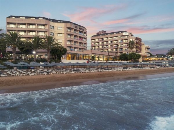 hotel Aska Just In Beach Hotel