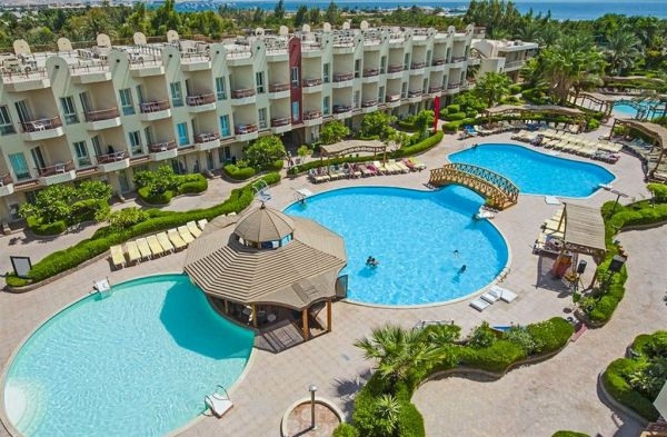 hotel Kairó + Sunrise Aqua Joy Resort